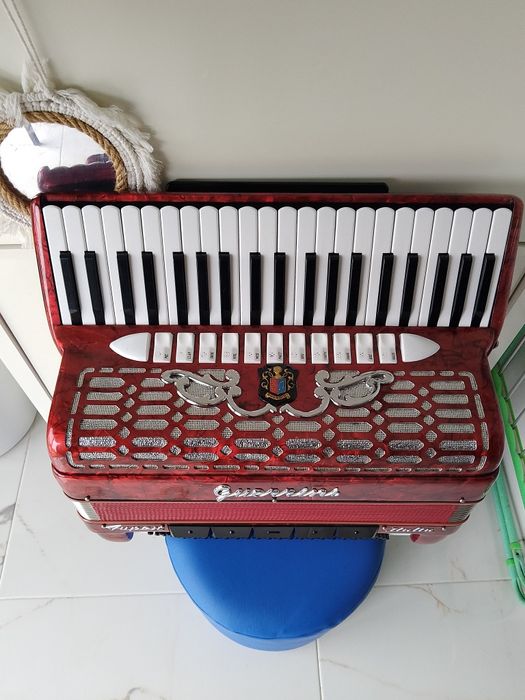 Acordeon Guerrini 120 basi