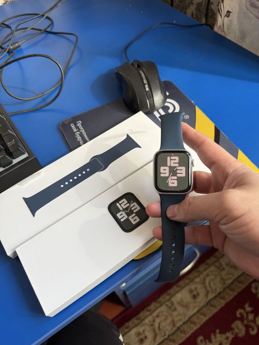 Apple watch SE 2, 2024, 44 mm