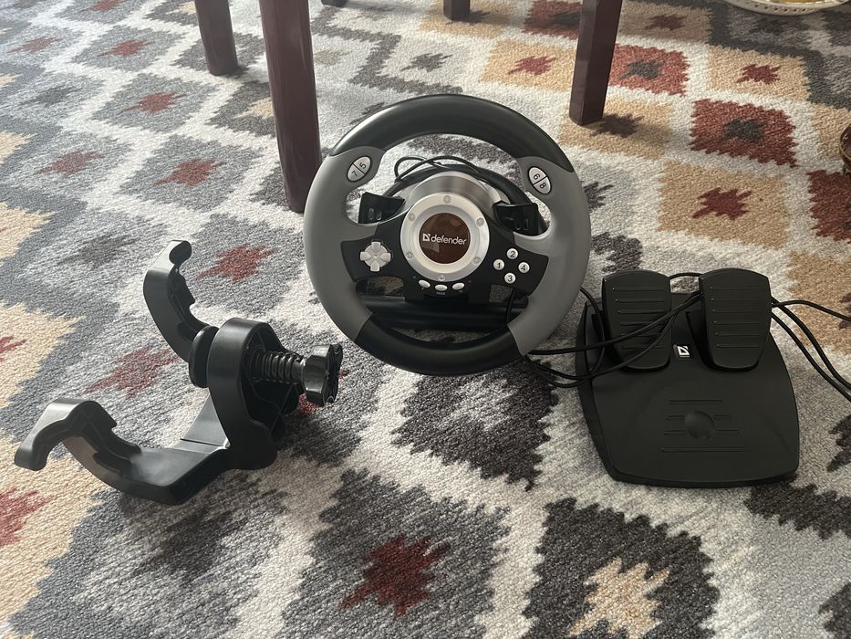 Руль.  Игровой контроллер