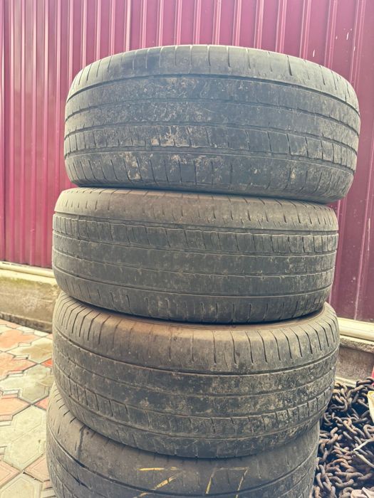 Шины Dunlop 60R18