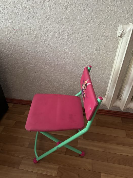 Стол детский доя девочек