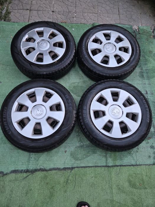 Anvelope M+S Skoda 175 / 70 R 14  originale Skoda