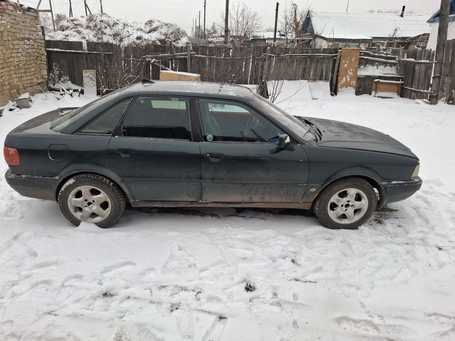 Продам Ауди б4 год1992