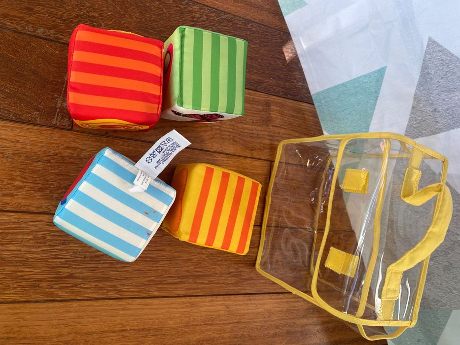 Тихи книжки и бебешки играчки