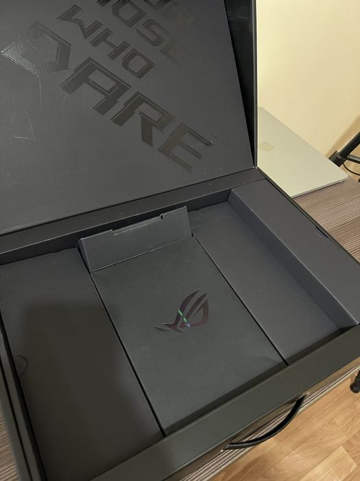 Игровой ноутбук Asus ROG Strix G15 AE