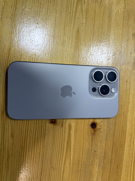 Iphone 15 pro 128 gb