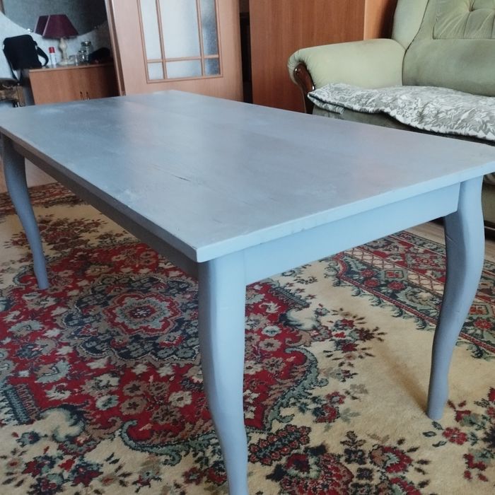 Журнальный столик.