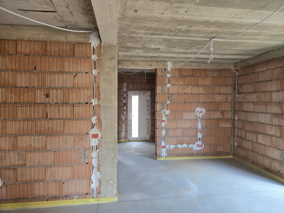 Vand Duplex Giarmata Vii la Rosu Sau Finisat