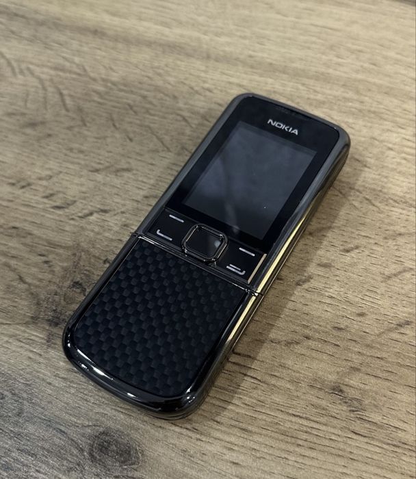 Nokia 8800 carbon