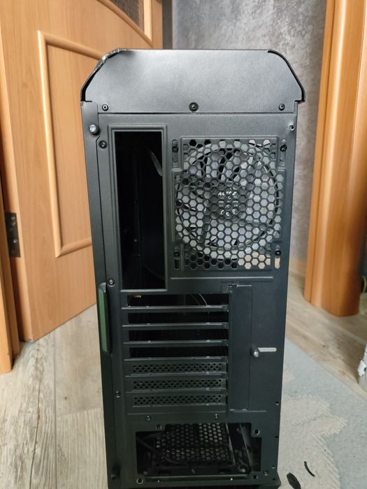 Корпус для пк | AeroCool Gladiator Duo