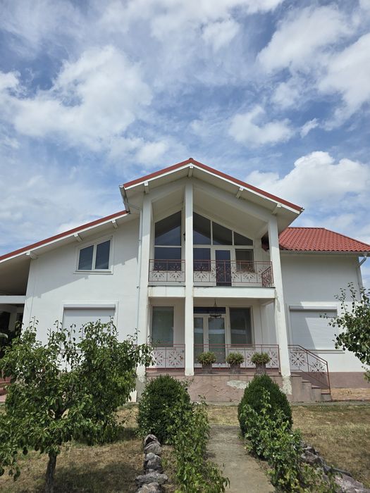 Vand casa si teren  in Oboga , Olt