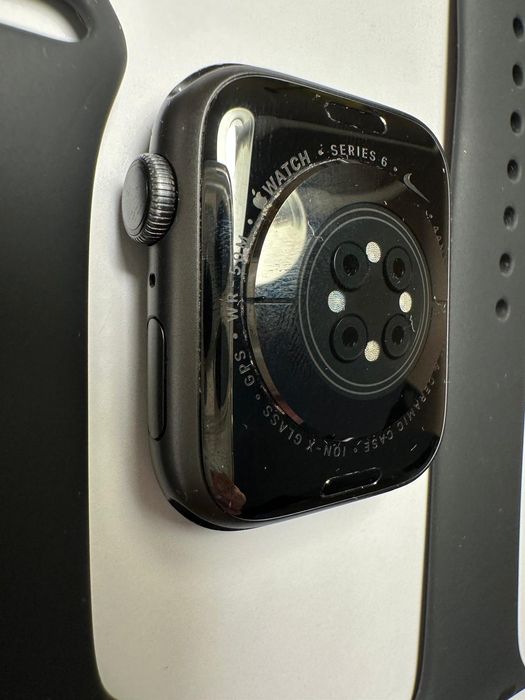 Apple watch seria 6 nike edition