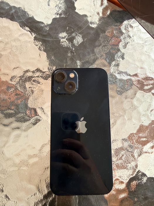 Iphone 16 pro  si iphone 13