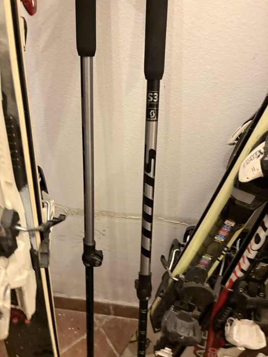 Complet de tură si off piste, piei, bocanci stare aproape nou, proba