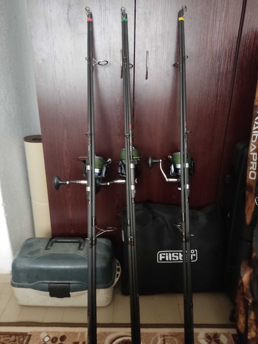 Въдици макари живилник