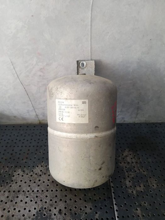 Rezervor butelie suspensie pneumatica 3.0 cdi mercedes r class w251 a2513200015
