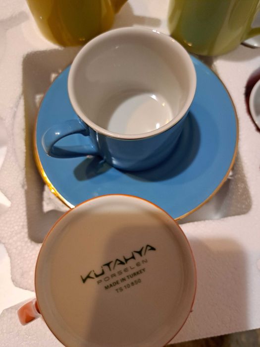 Сервиз за кафе ,12 части многоцветен