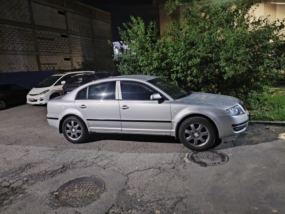 Skoda Superb 20v1. 8t