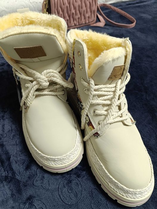 Зимние ботинки 200.000 сум