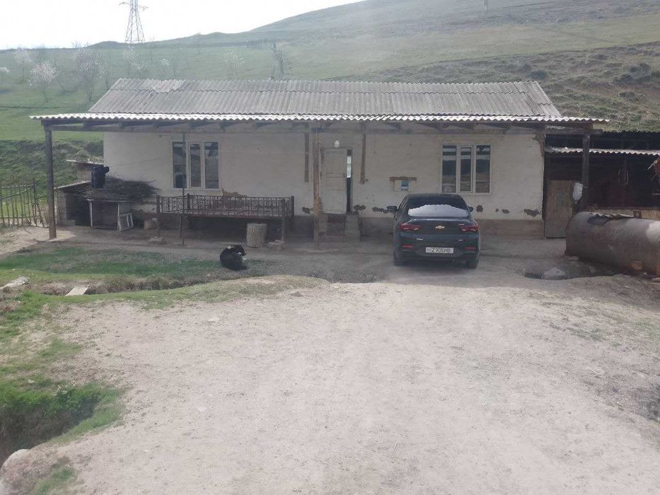 Yer uchastka , Molxona sotiladi. Angren shahri Semg`uron da