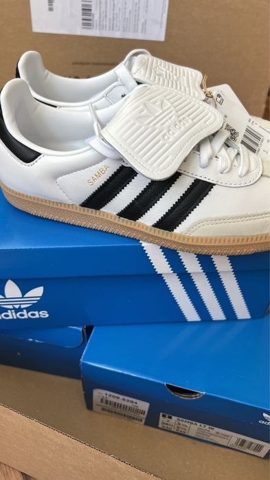 Оригинални Adidas Samba с кутия и етикети