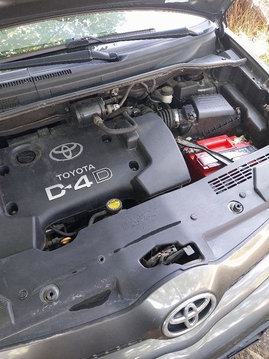 Двигател 2.0D4d 116k.c 1CD Toyota Corolla Verso Avensis Rav4 Corolla