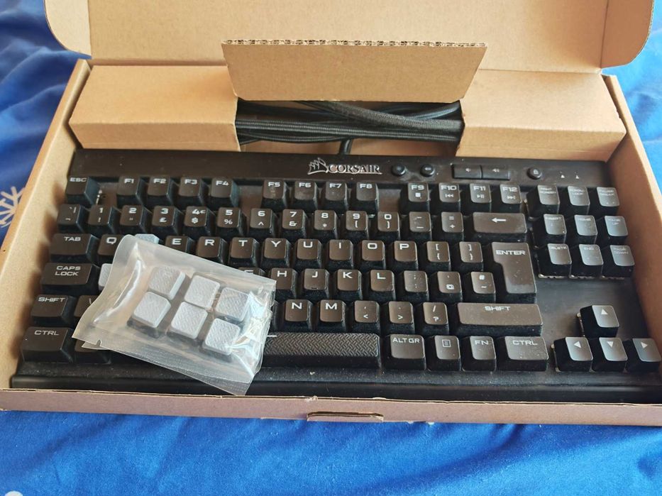 Corsair K65 RGB RAPIDFIRE CHERRY® MX Speed RGB Клавиатура