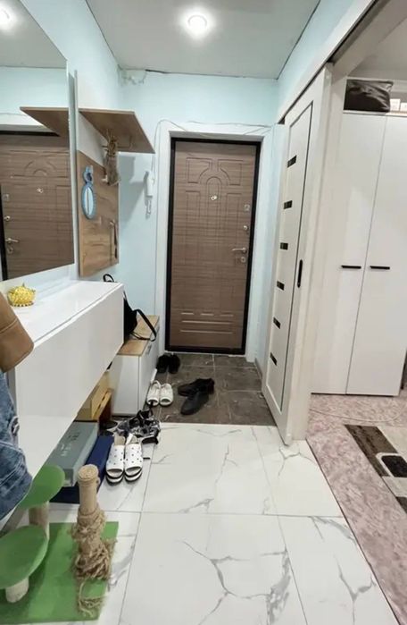 Продам 2 комнатную квартиру