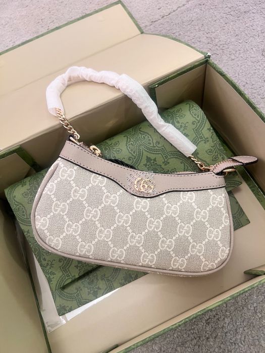 Чанта малка Gucci