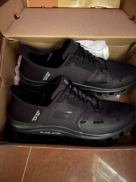 Маратонки Sketchers Slip-Ins 45