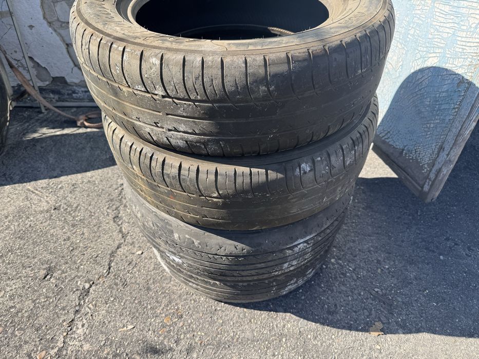 Продается покрышки р 15 р 14