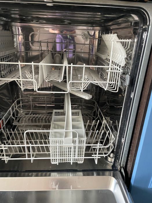 Миялна за вграждане Zanussi/60см