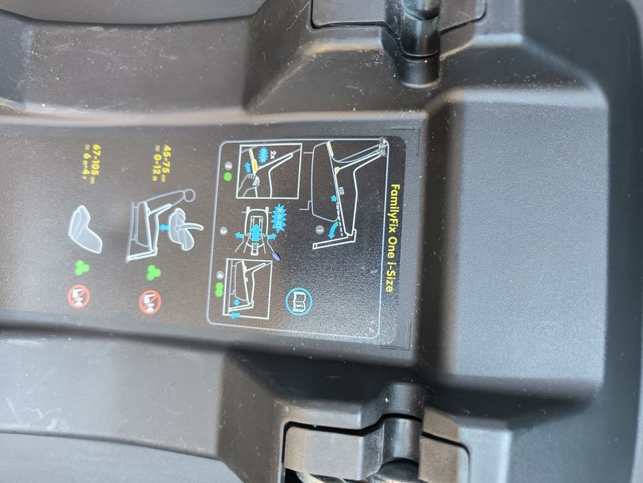 Столче maxi cosi+ isofix family