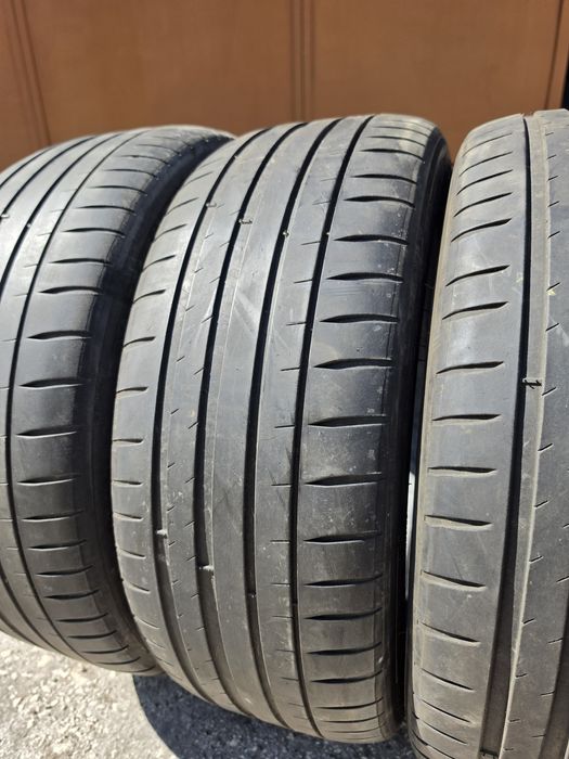 4 бр. летни гуми 225/45/19 Michelin PS4 DOT 1819 4-4,5