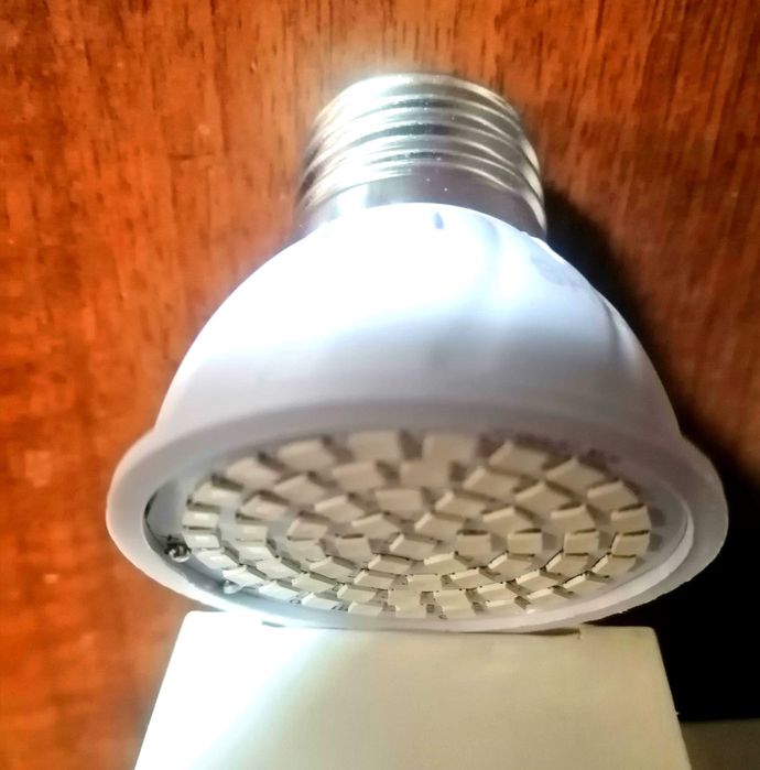 Фитолампы для цветов