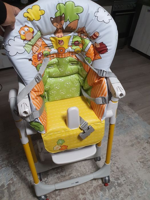 Vând scaun de masa Prima Pappa follow me pentru copii