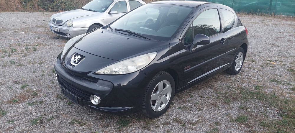 Peugeot 207 1,4 i , Пежо 207 на части! 
Февруари 2009