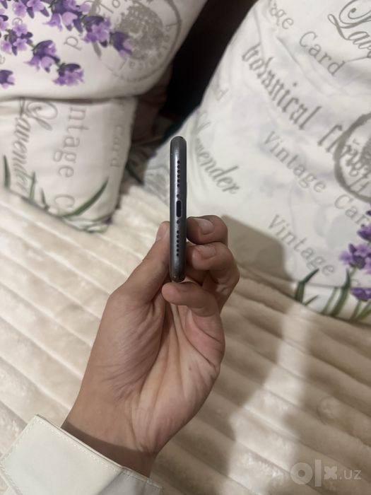 Iphone 11 ideal..