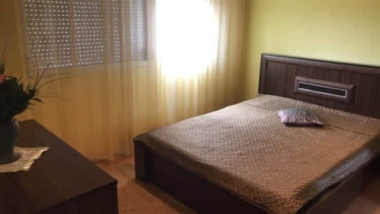 Дава се под наем Тристаен апартамент в Казанлък - 67 кв.м за 169.32 € - Снимка #2