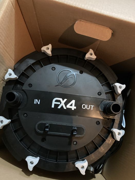 Външен филтър канистър fluval fx4