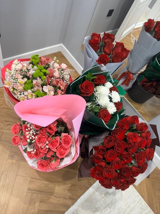 «Продам свежие букеты цветов»