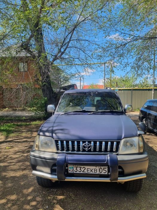 Продам машину Toyota