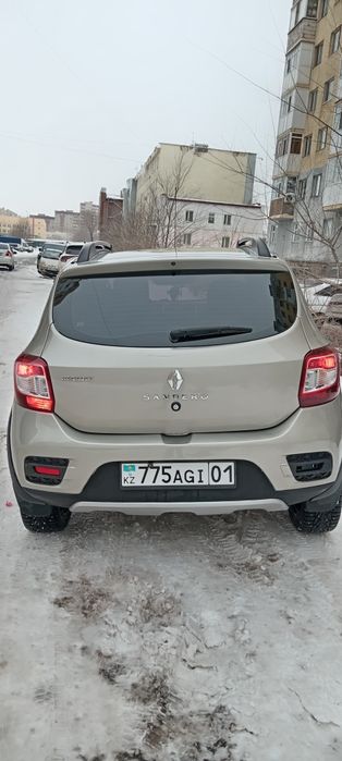 Продам авто рено сандеро стпвей