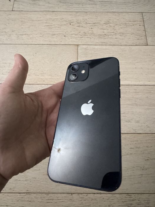 Vand iphone 12 +incarcator