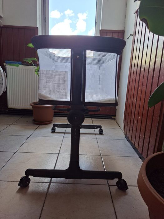 Vând pătuț bebe...