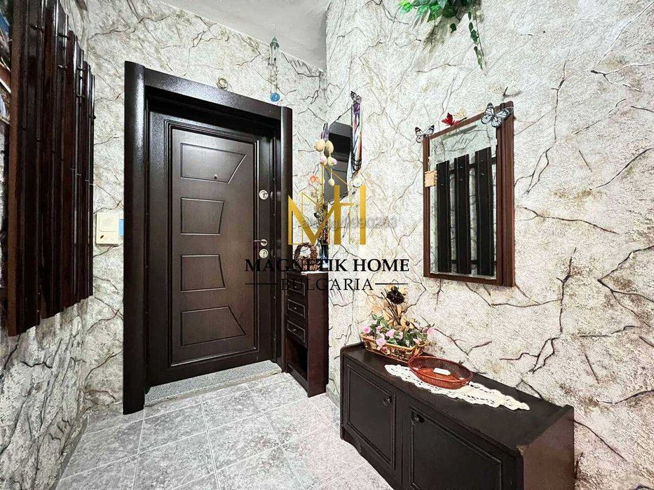 Дава се под наем Двустаен апартамент в Бургас, Възраждане - 65 кв.м за 408 € - Снимка #3