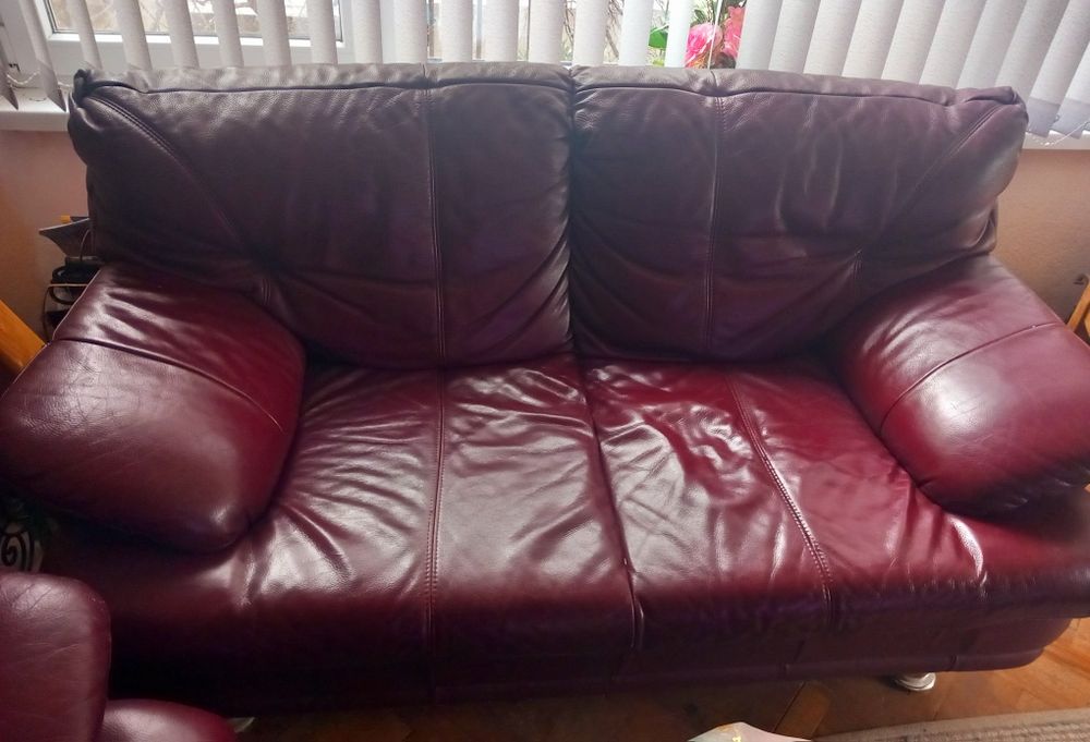 Кожени дивани тройка и двойка