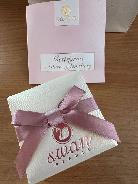 Сребърно колие на Swan Pearls
