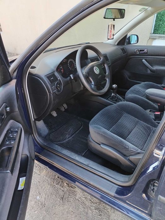 Голф 4 1.6 бензин 2000 г.