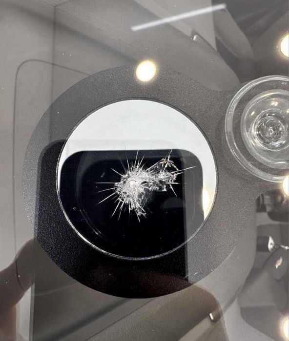 Ремонт автостекла, трещин